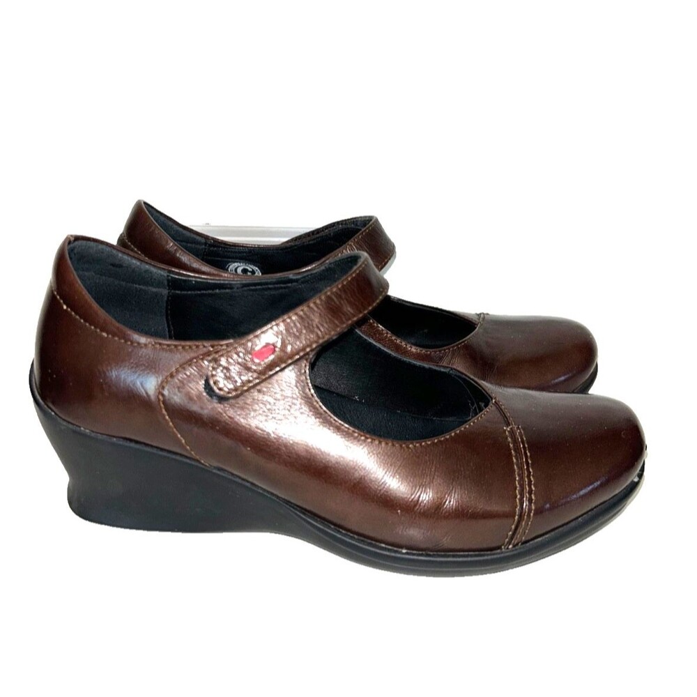 Wolky Women's Mary Jane Wedge size 38 Brown Patent Leather